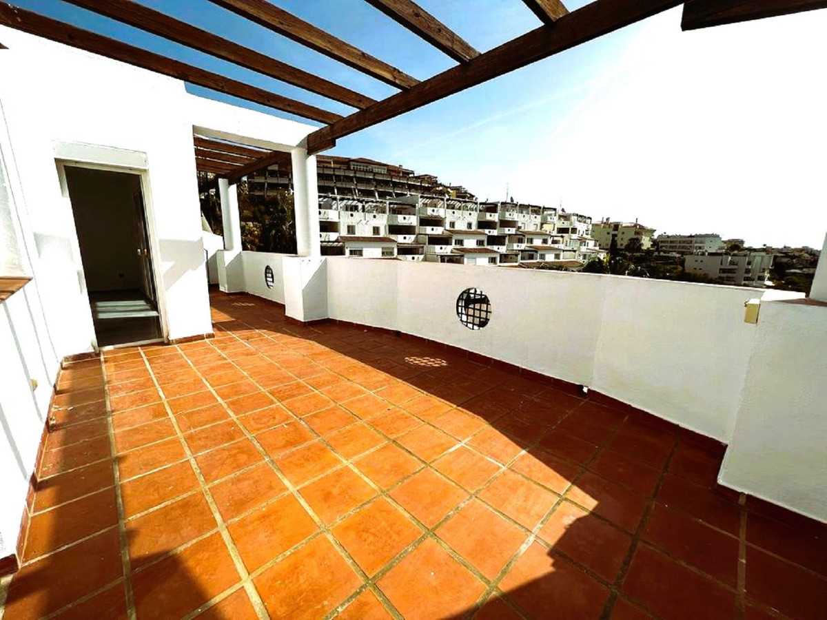 Eigentumswohnung im Fuengirola, Andalusien 11805580