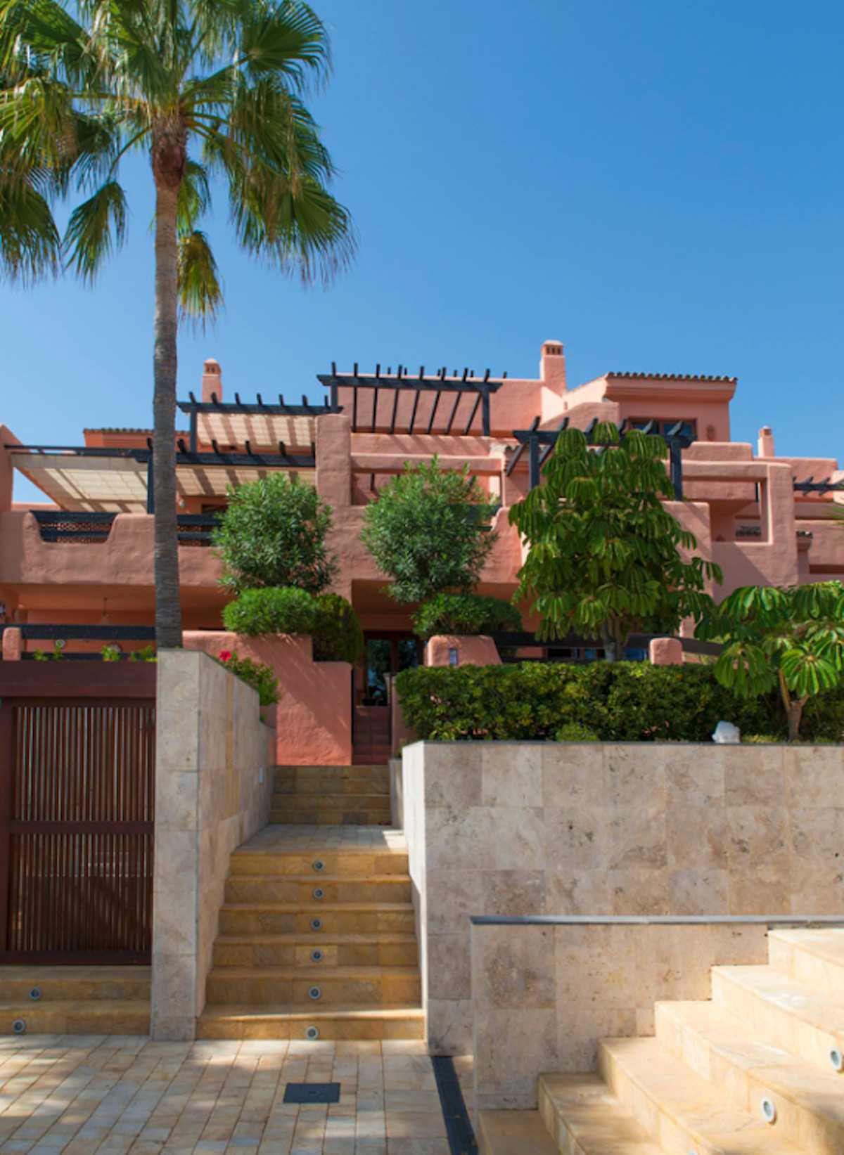 Condominium in Marbella, Andalusië 11805701