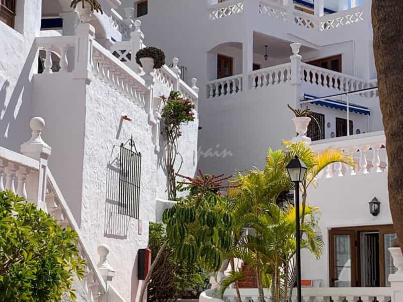 Condominium in Arona, Canary Islands 11806642