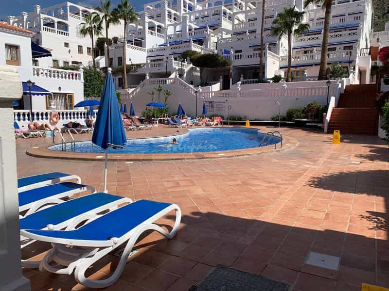 Condominium in Arona, Canary Islands 11806642