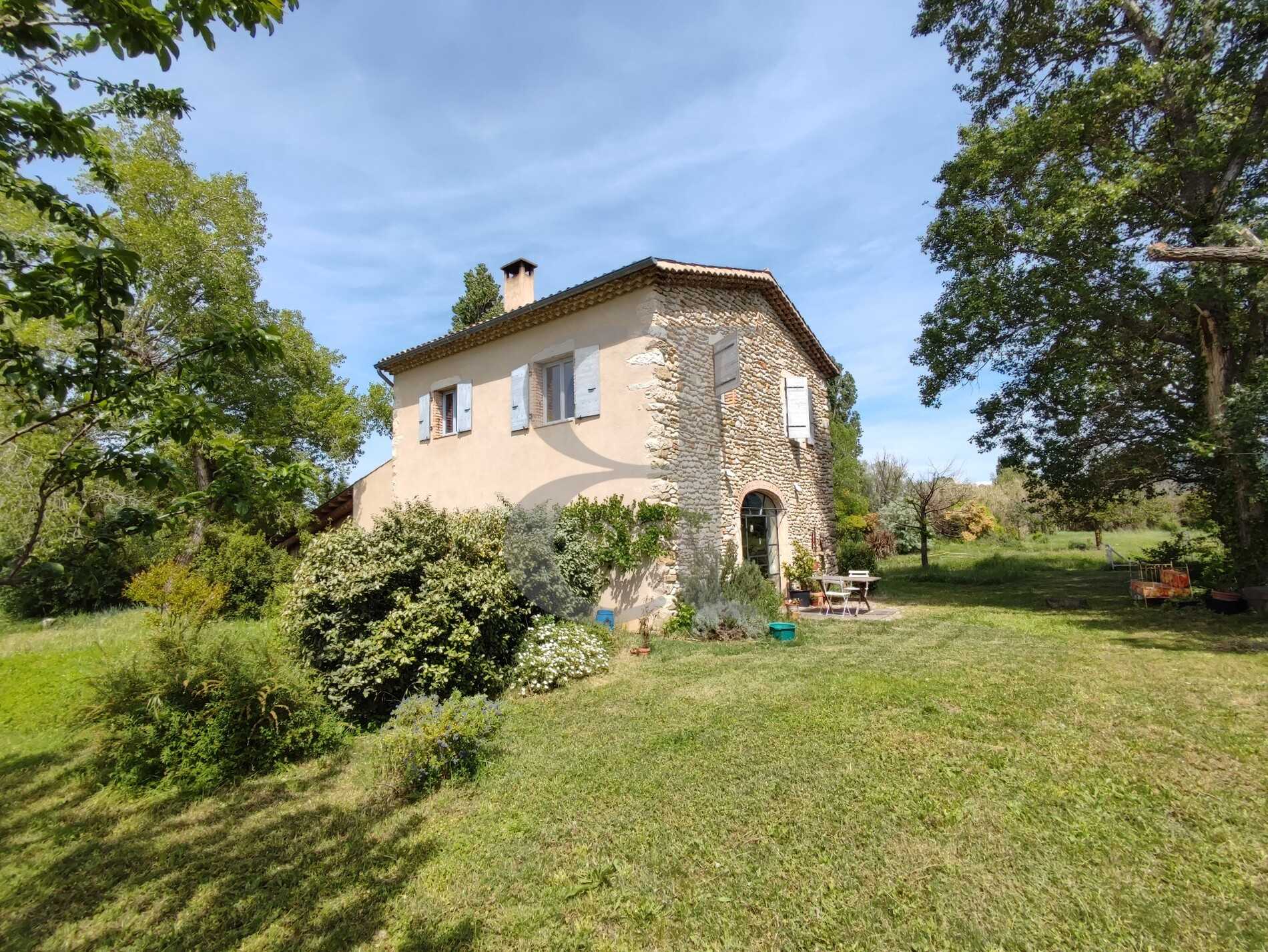 Hus i La Bégude-de-Mazenc, Auvergne-Rhône-Alpes 11806761