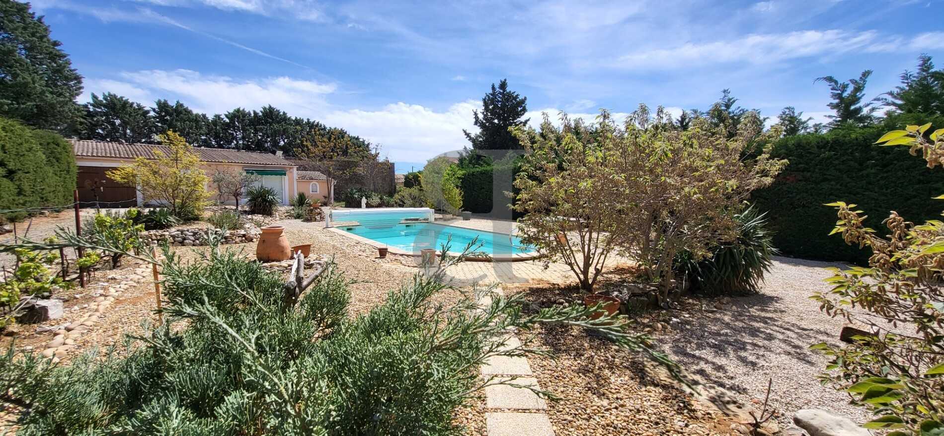 House in Bedoin, Provence-Alpes-Cote d'Azur 11806797