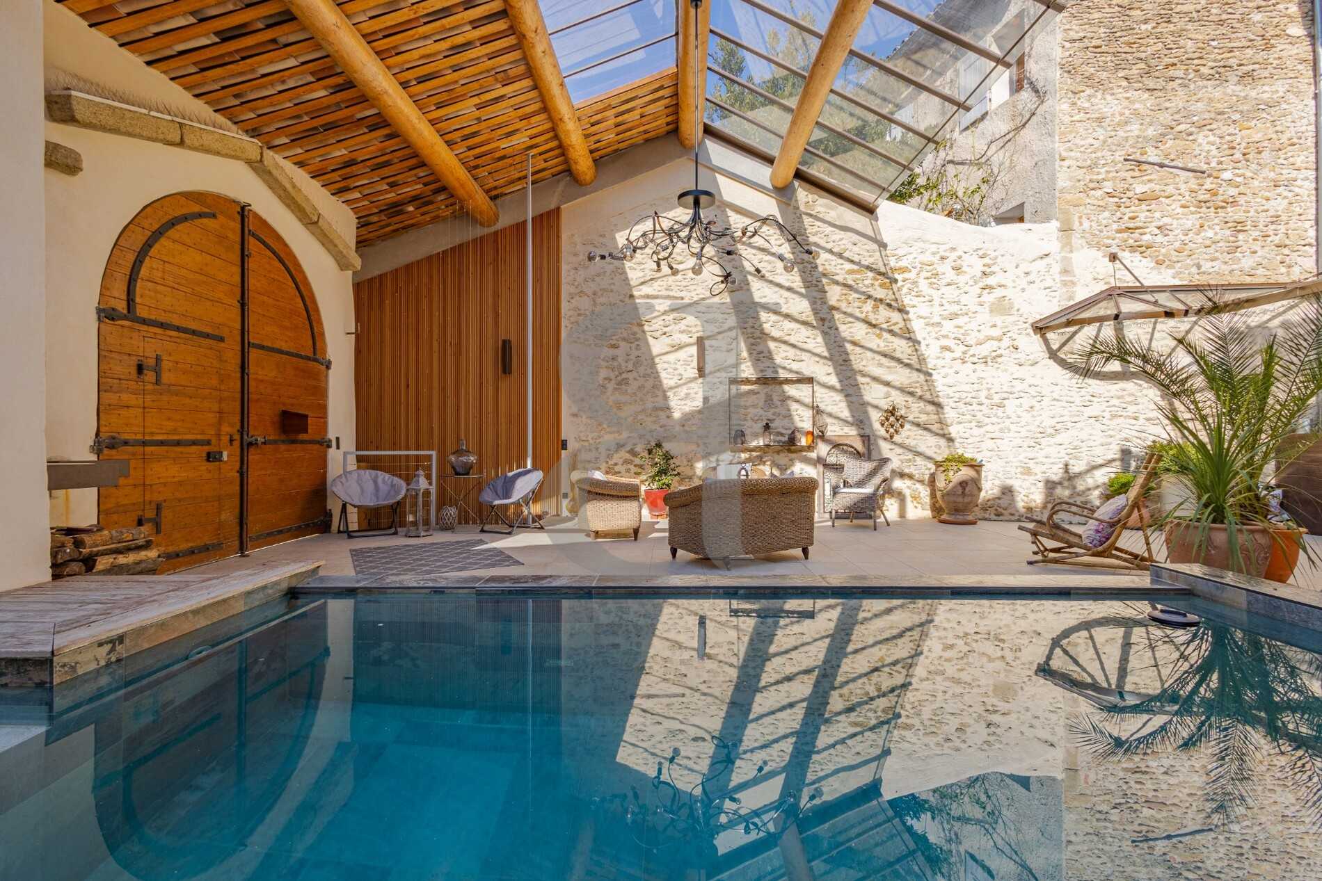 Huis in Chateauneuf-du-Pape, Provence-Alpes-Côte d'Azur 11806814