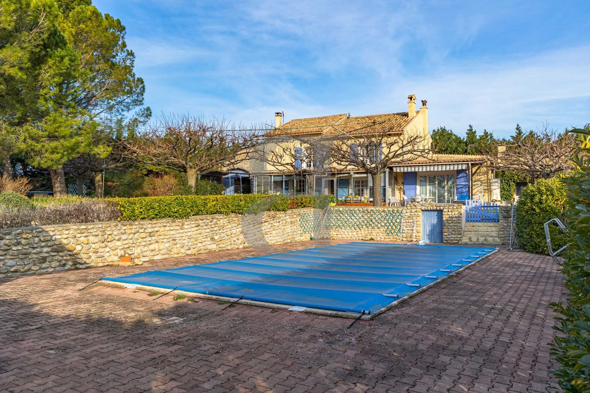 House in Visan, Provence-Alpes-Cote d'Azur 11806817