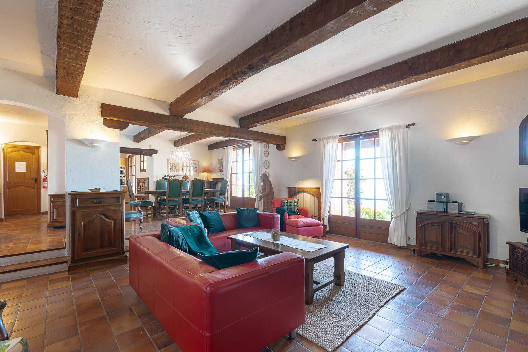 rumah dalam Tourrettes, Provence-Alpes-Côte d'Azur 11806852
