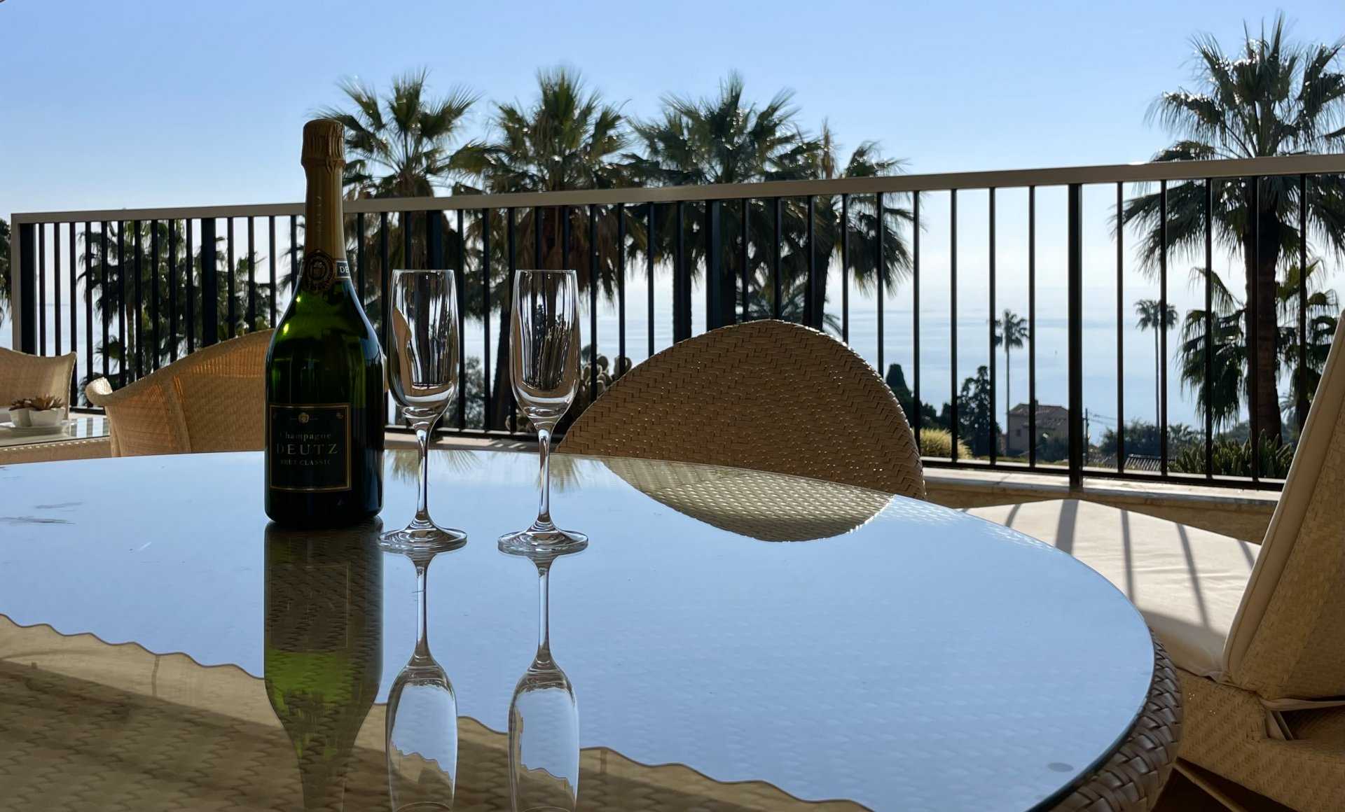 Condominium in Cannes, Provence-Alpes-Cote d'Azur 11806877