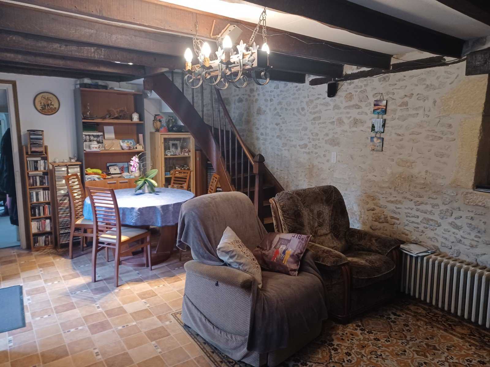 Huis in Sarlat-la-Canéda, Nouvelle-Aquitaine 11806953