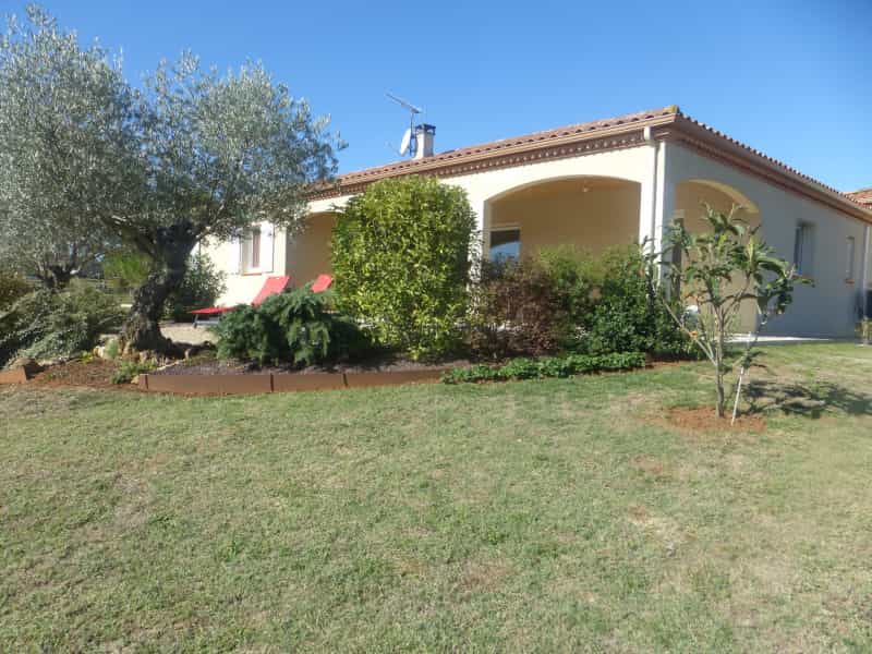 House in Condezaygues, Nouvelle-Aquitaine 11806972