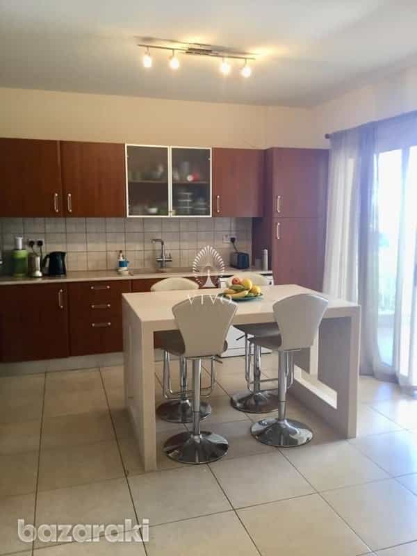 Condominium in Agios Athanasios, Lemesos 11807234