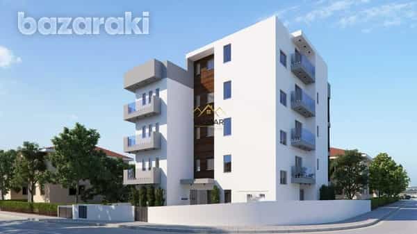 Condominium in Agios Athanasios, Lemesos 11807851