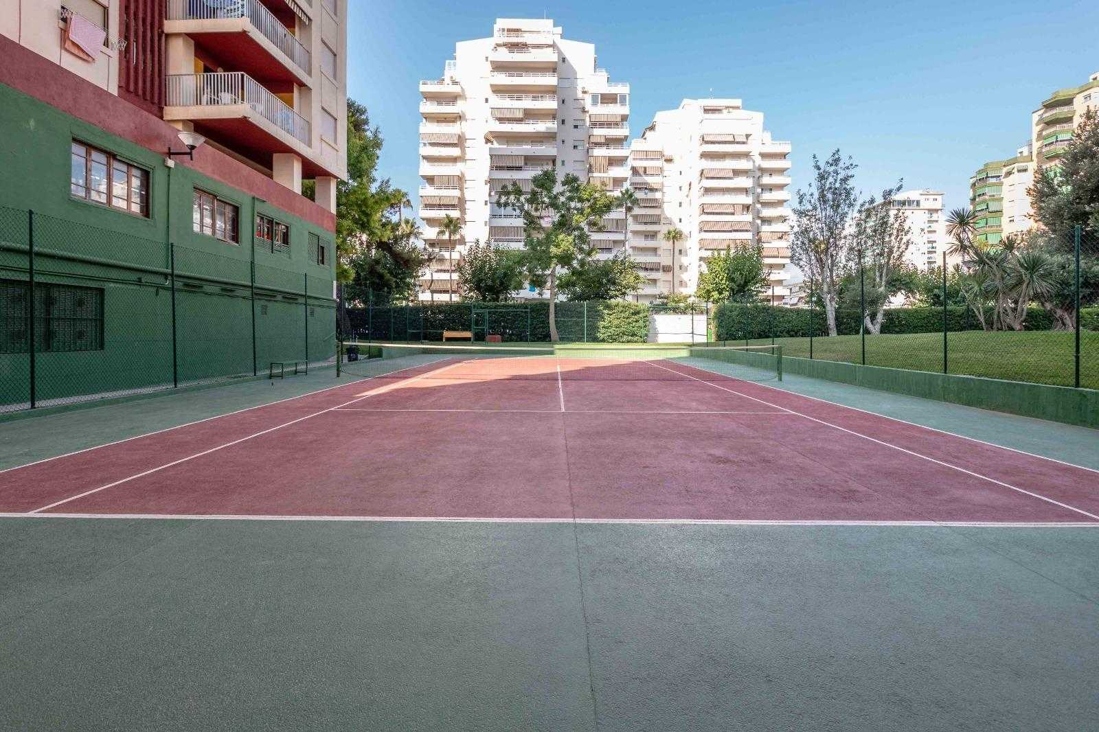 Condominium in Grau i Platja, Comunidad Valenciana 11809362