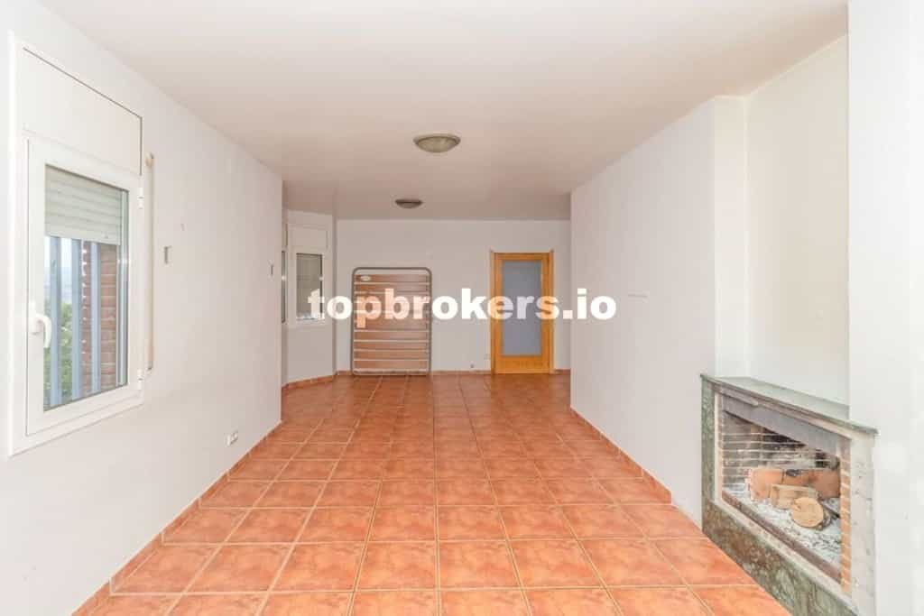 House in Corbera de Llobregat, Catalonia 11809560