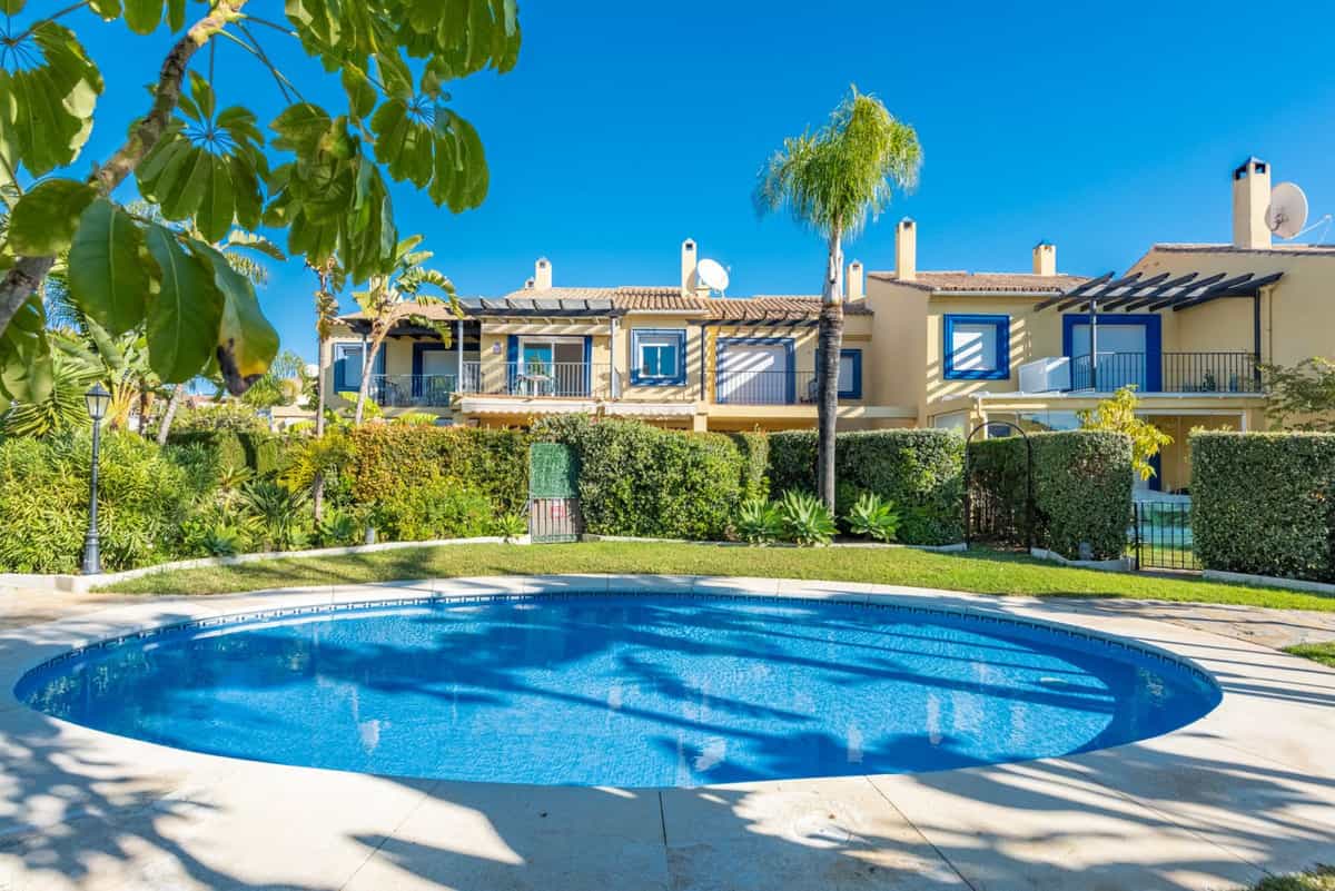 rumah dalam Marbella, Andalusia 11810038
