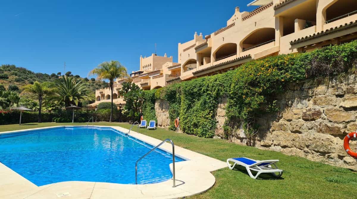 Condominium dans Marbella, Andalucía 11810209