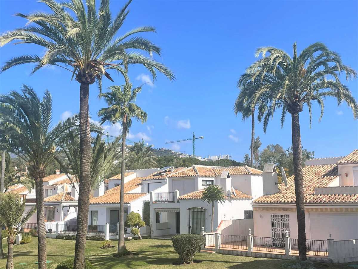 rumah dalam Marbella, Andalusia 11810398