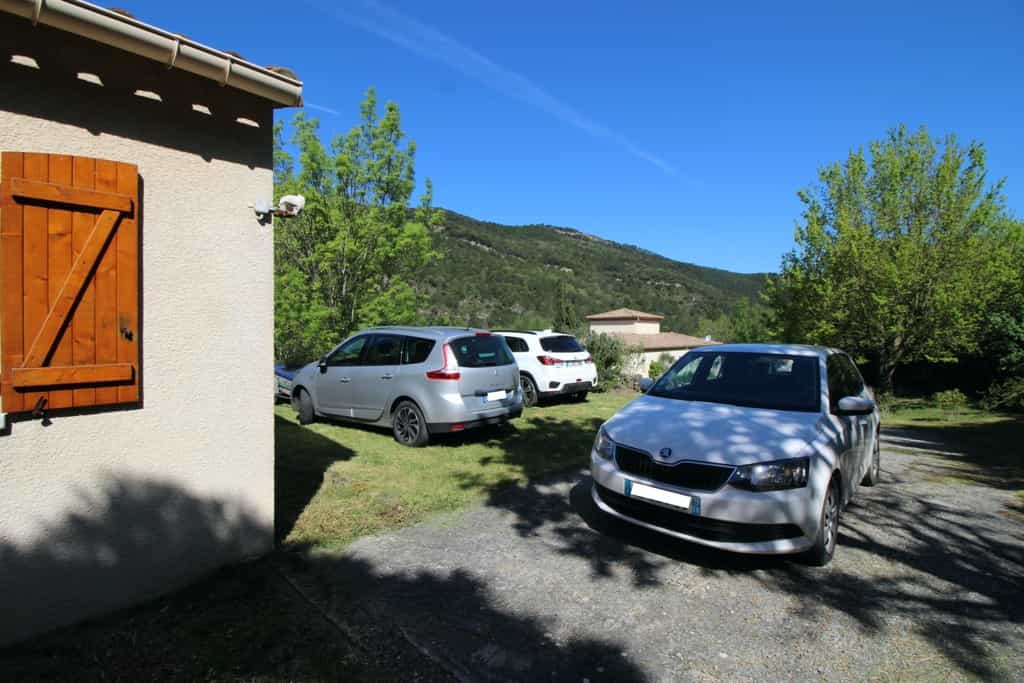 σπίτι σε Verzeille, Occitanie 11810831