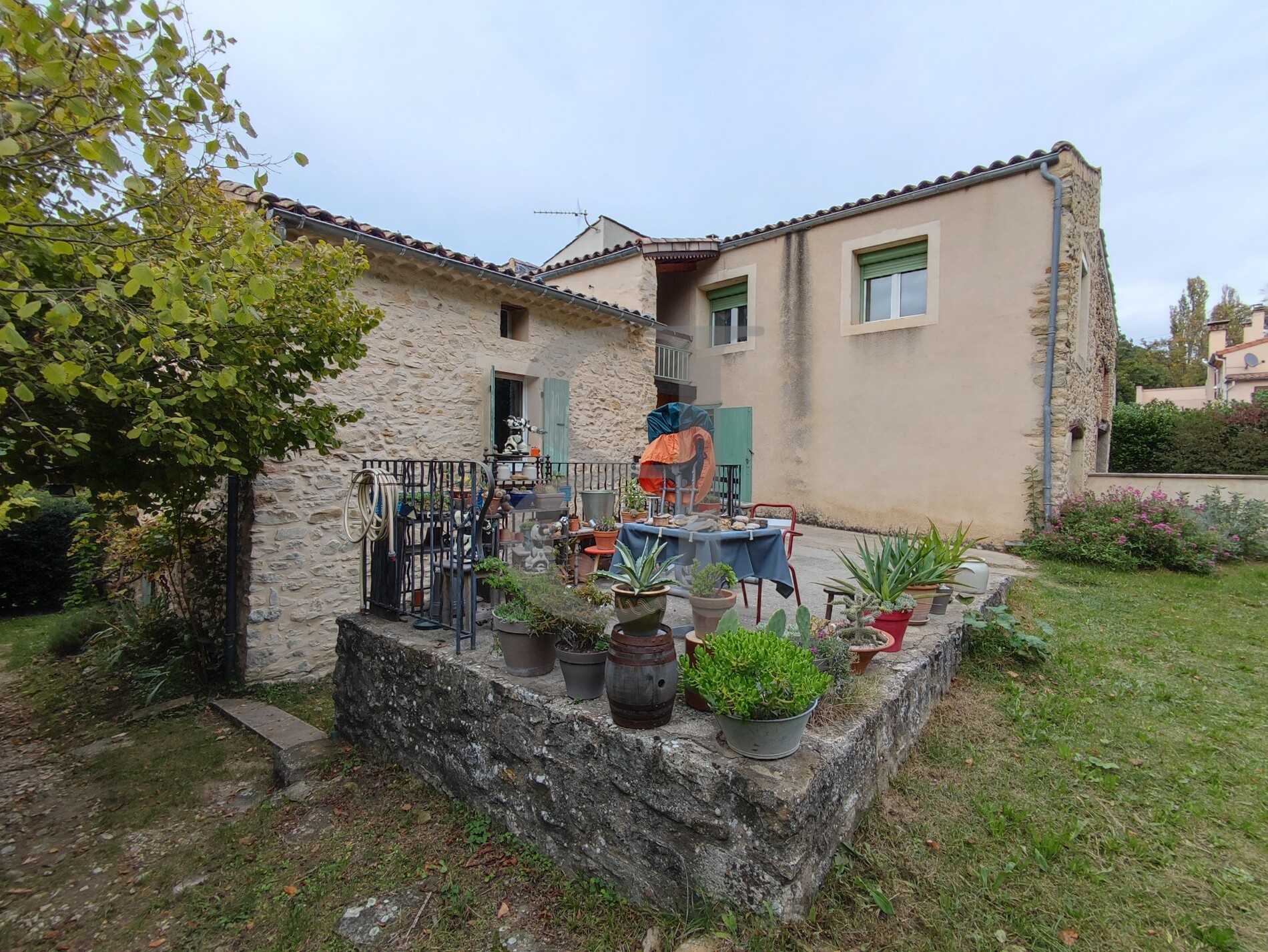 House in Dieulefit, Auvergne-Rhone-Alpes 11810855