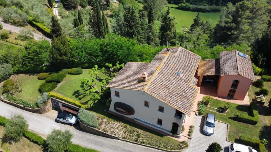 жилой дом в Florence, Tuscany 11810868