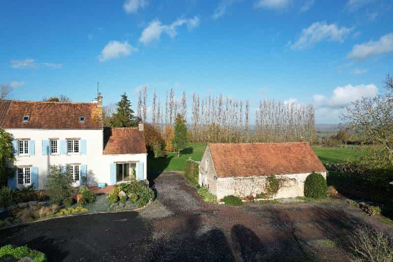 House in Le Pin-au-Haras, Normandie 11810994