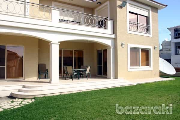 Casa nel Agios Athanasios, Limassol 11811704