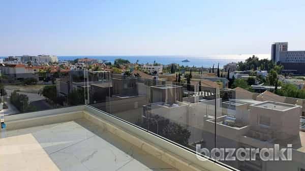 公寓 在 Agios Tychon, Limassol 11811808