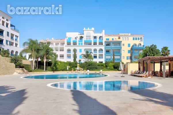 Condominium in Limassol, Lemesos 11812702