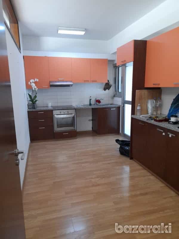 公寓 在 利馬索爾, 萊梅索斯 11812821