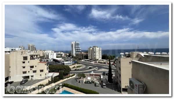 Condominium in Agios Tychon, Larnaka 11814078