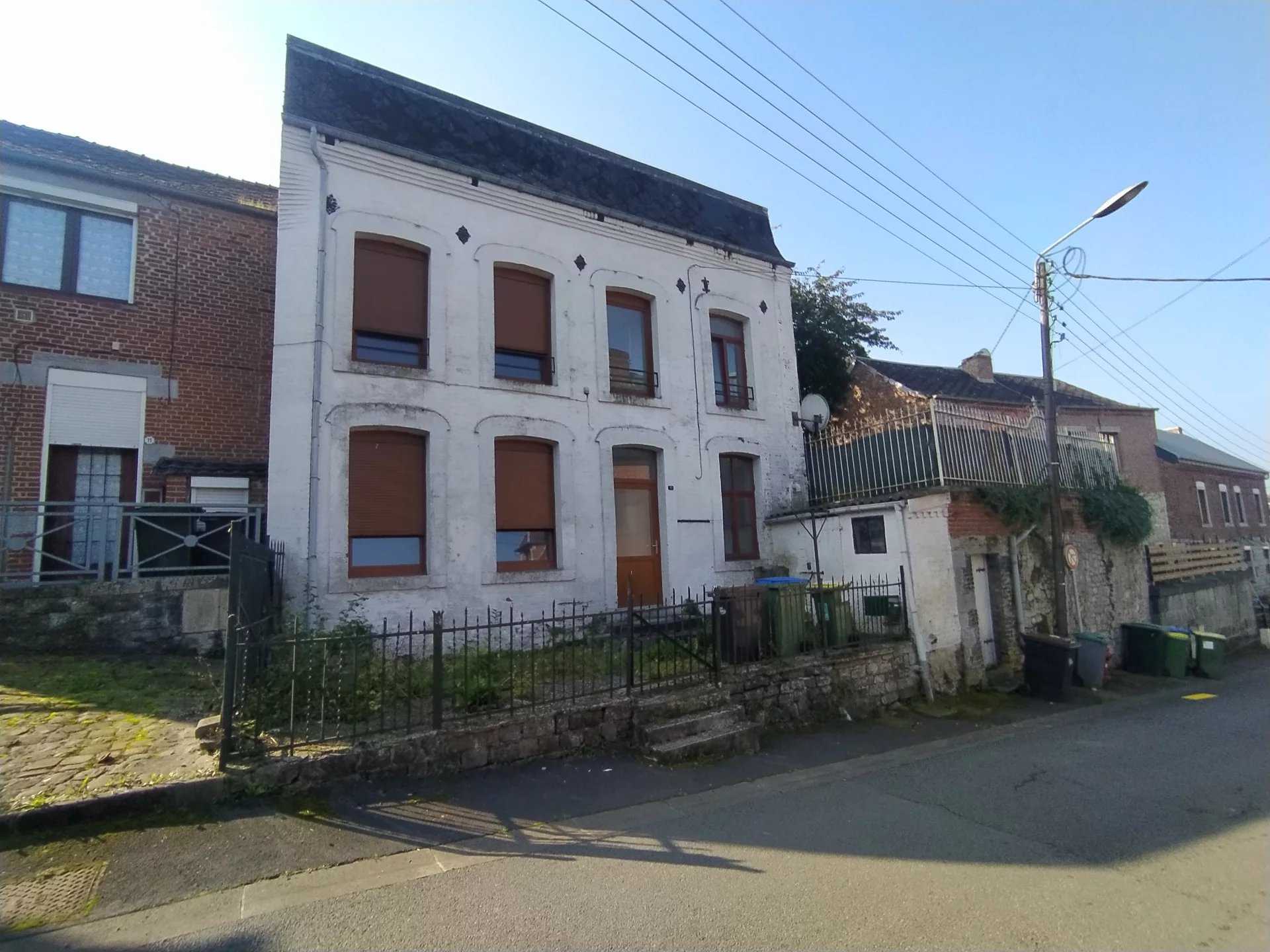 House in Trelon, Hauts-de-France 11814863