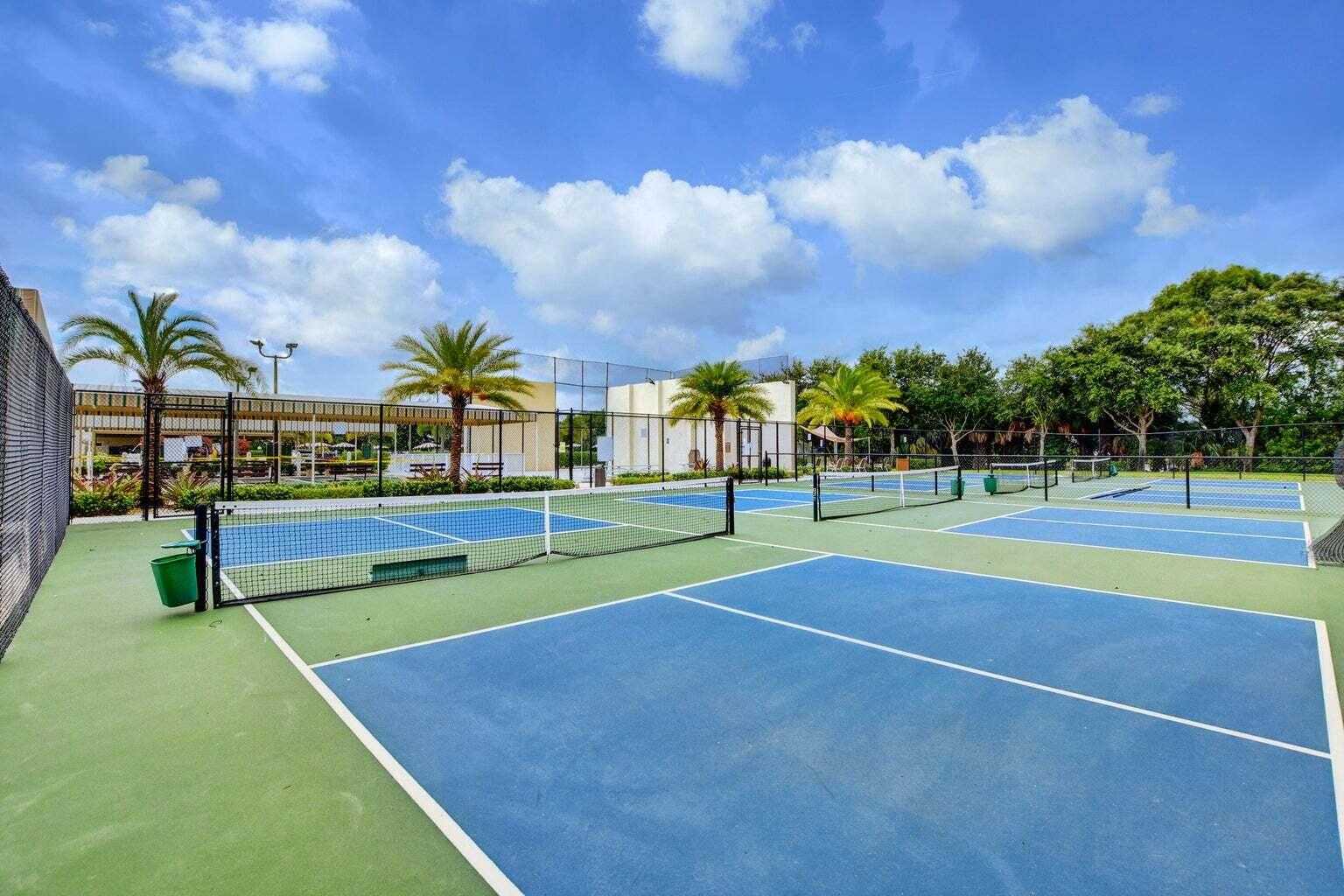 Condominium dans West Palm Beach, Florida 11816000