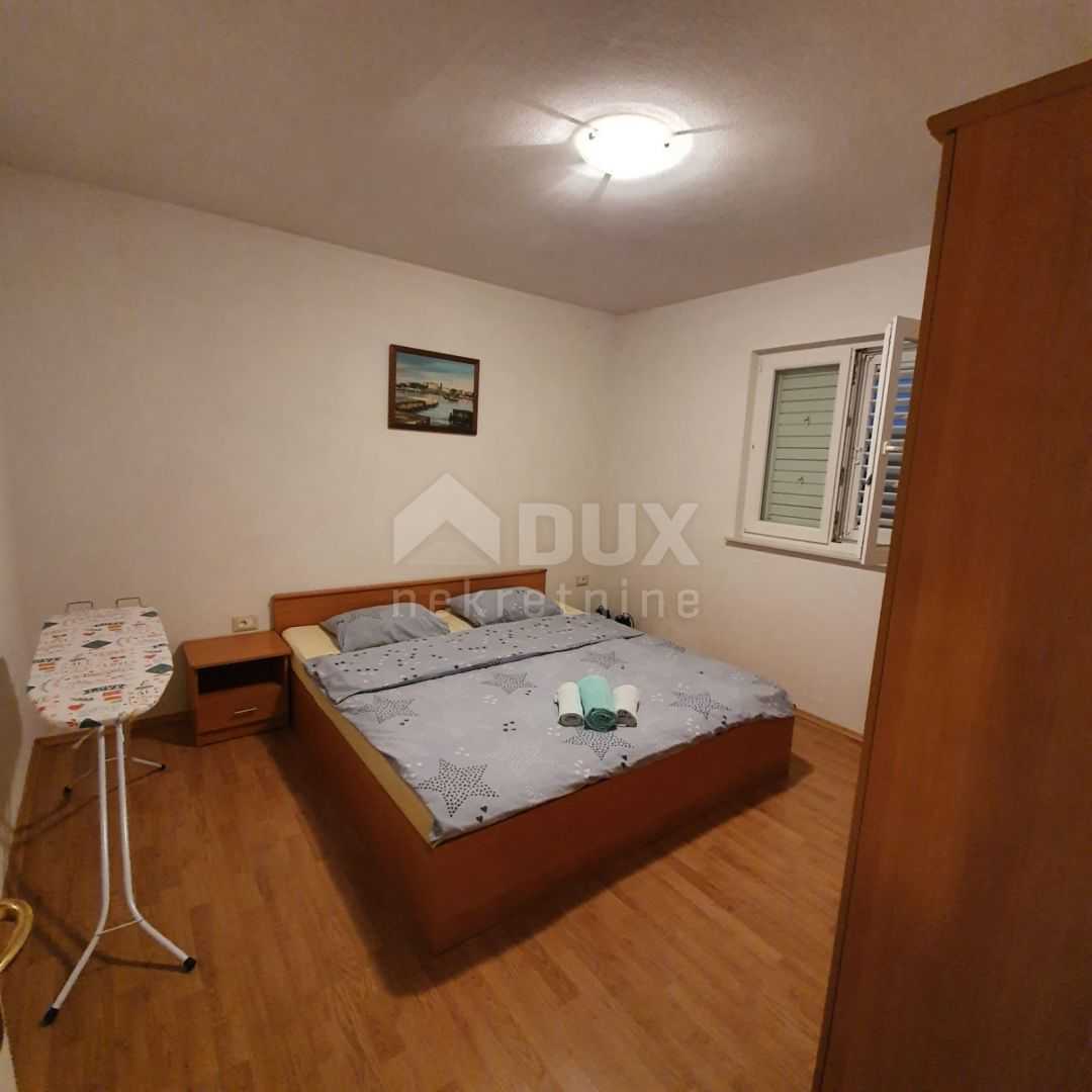 Condominium in Sveti Vid-Miholjice, Primorje-Gorski Kotar County 11816122