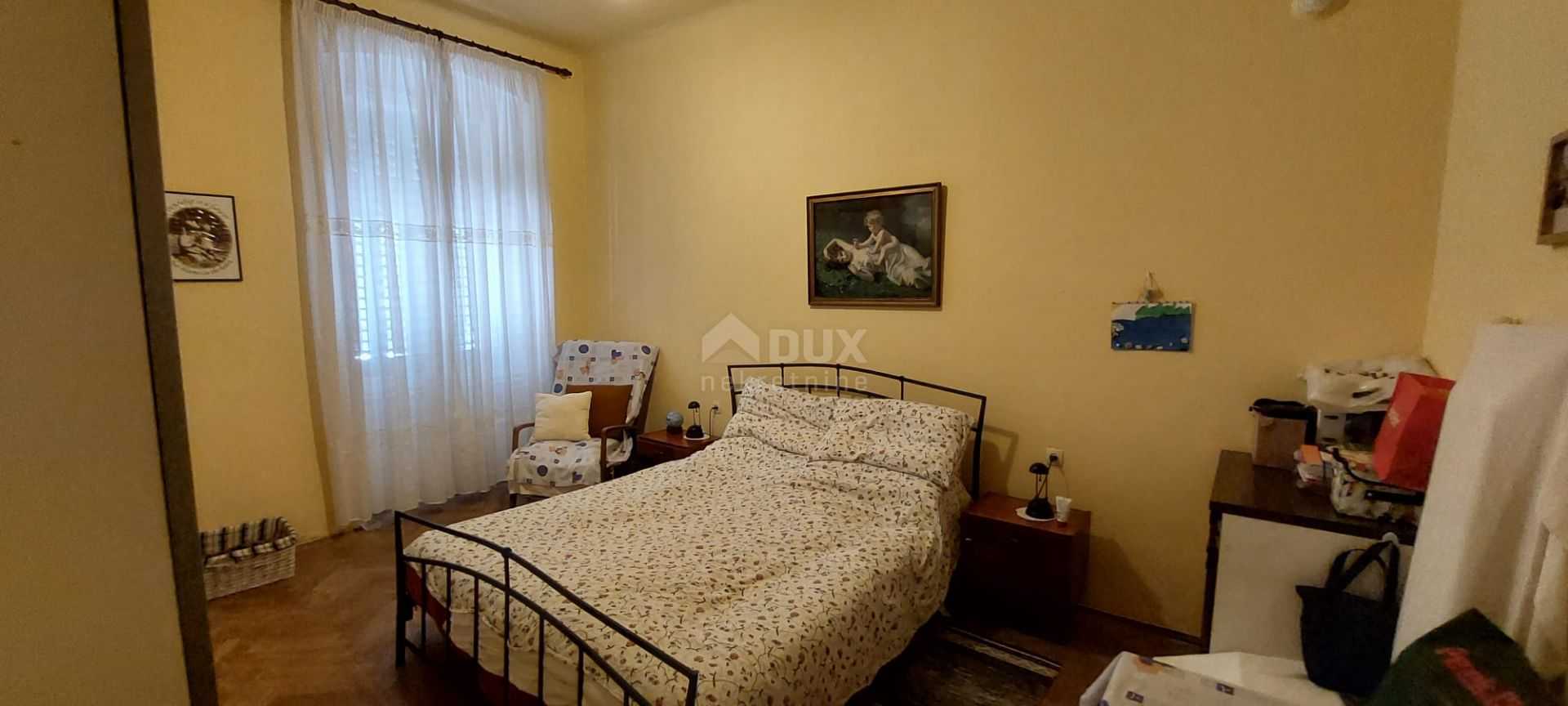 Condominium dans Zminj, Istarska Zupanija 11816129