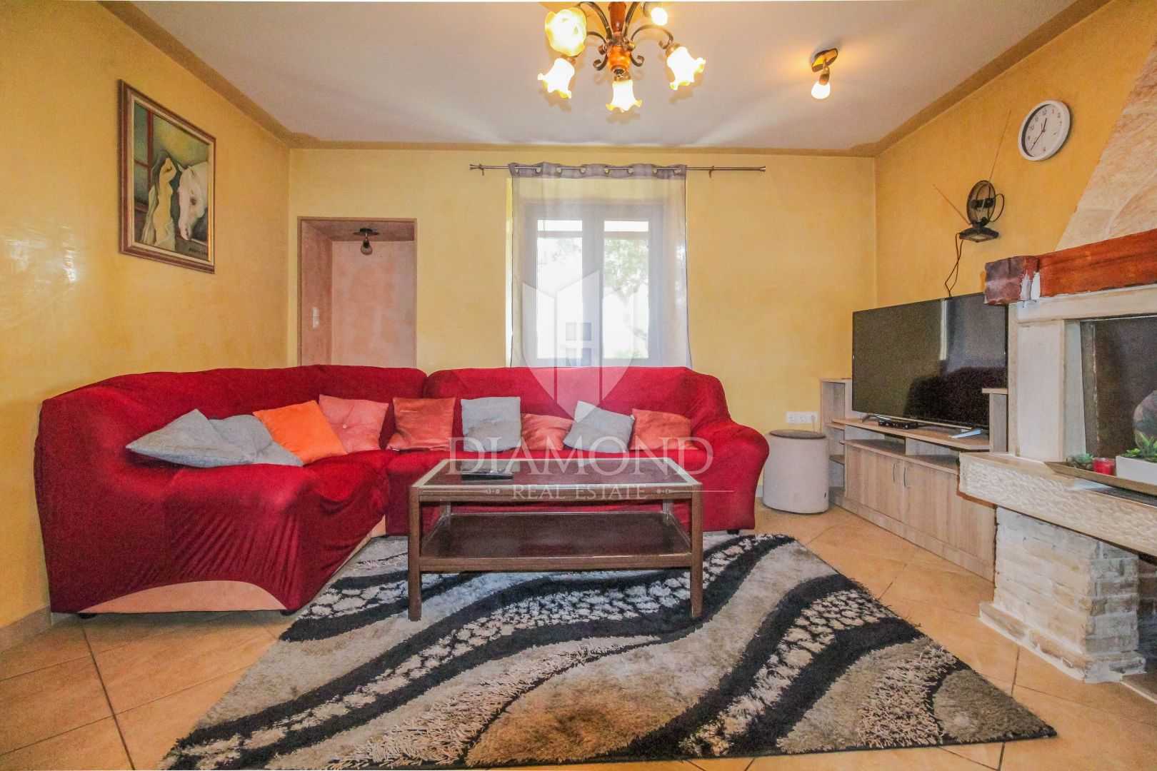 rumah dalam Novigrad, Istarska Zupanija 11816524