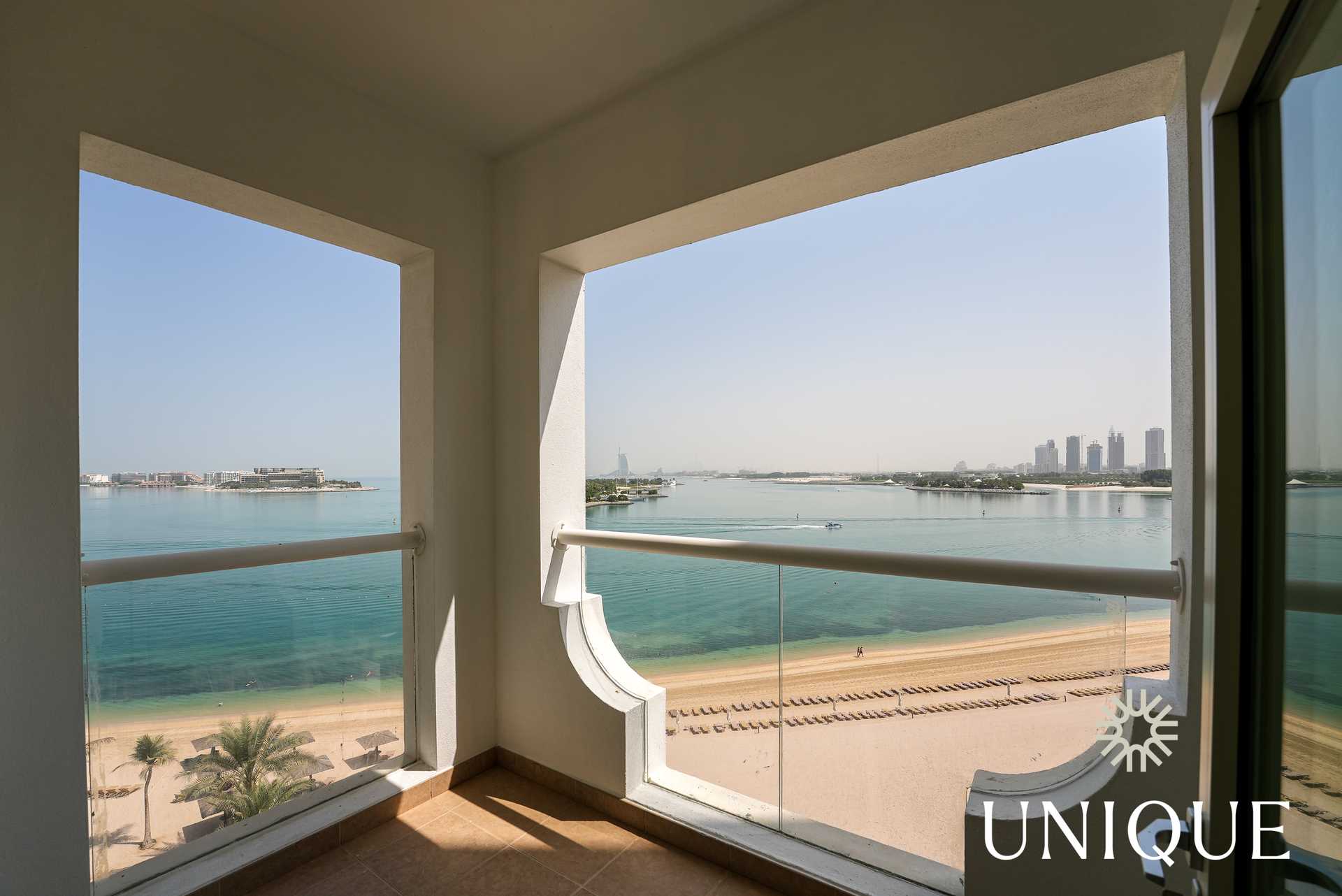 Condominium in دبي, دبي 11816643