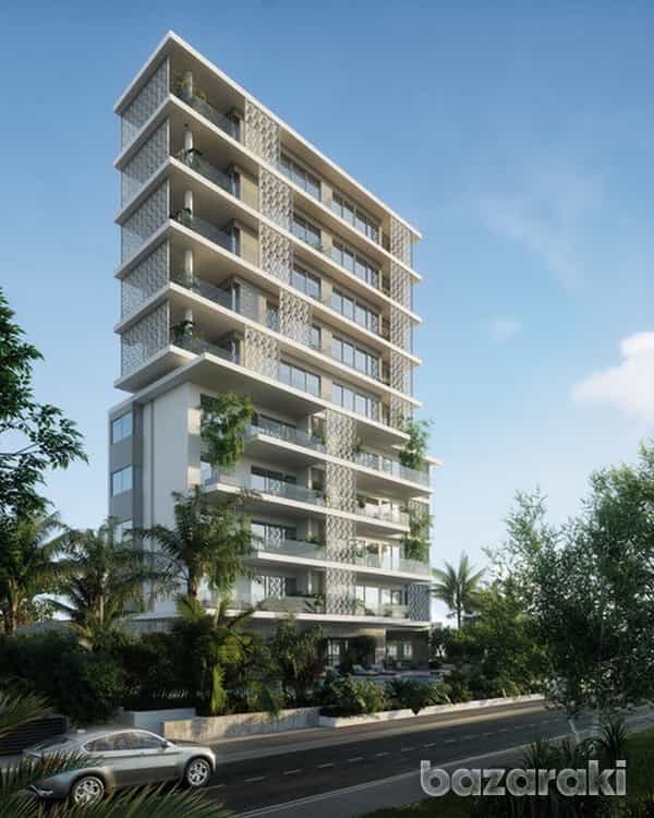 Condominium in Agios Tychon, Larnaka 11816974