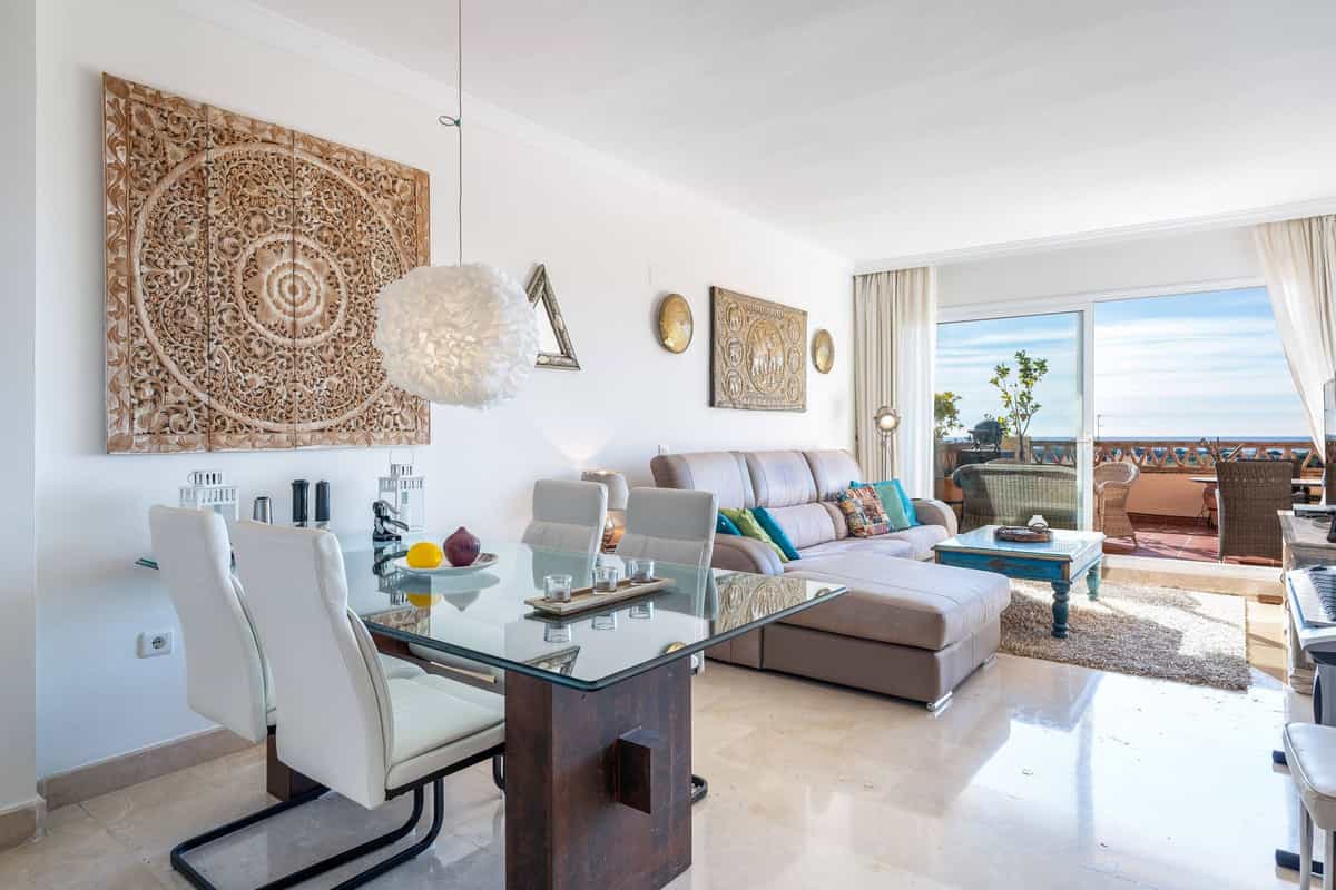 Condominium in Marbella, Andalusië 11817685