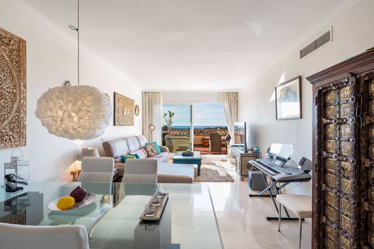 Condominium in Marbella, Andalusië 11817685