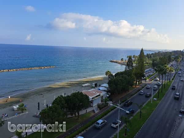 Condominium in Limassol, Lemesos 11818872