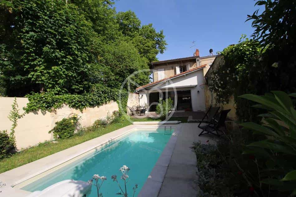 House in Talence, Nouvelle-Aquitaine 11820383