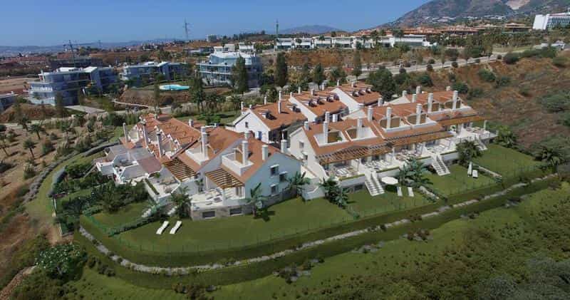 House in Santa Fe de los Boliches, Andalusia 11821180