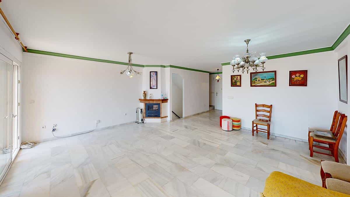 Casa nel Torre del Mar, Andalucía 11821301