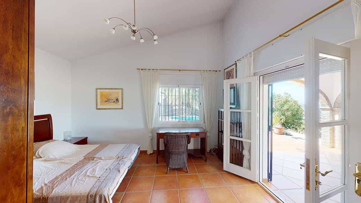 rumah dalam Sayalonga, Andalucía 11821368