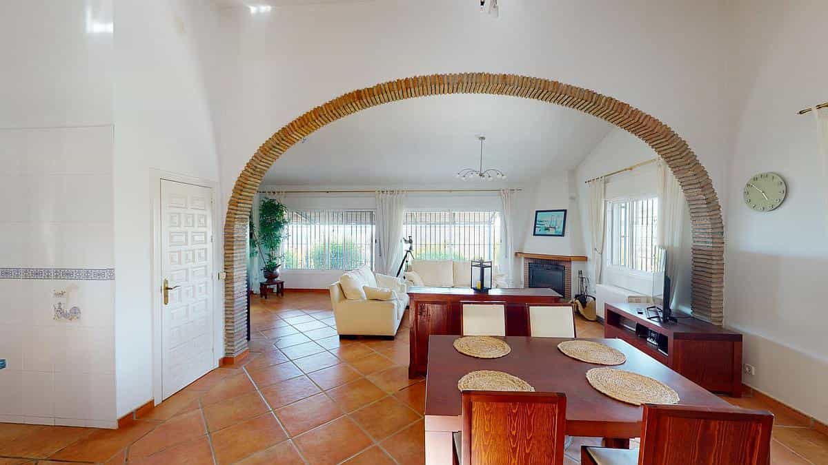 Talo sisään Sayalonga, Andalucía 11821368