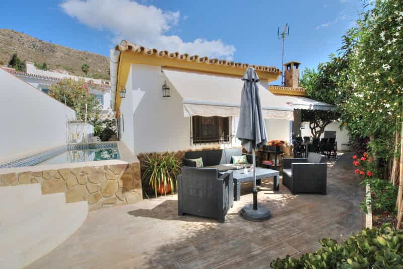 жилой дом в Arroyo de la Miel, Andalusia 11821382