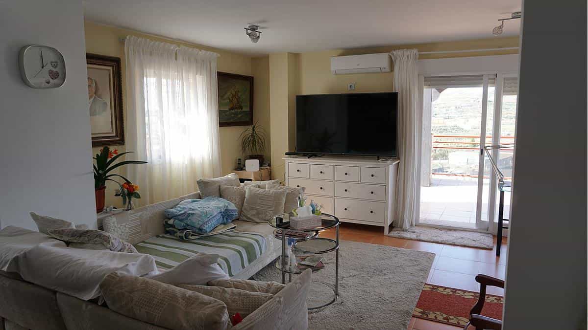 Квартира в Velez-Malaga, Andalusia 11821396