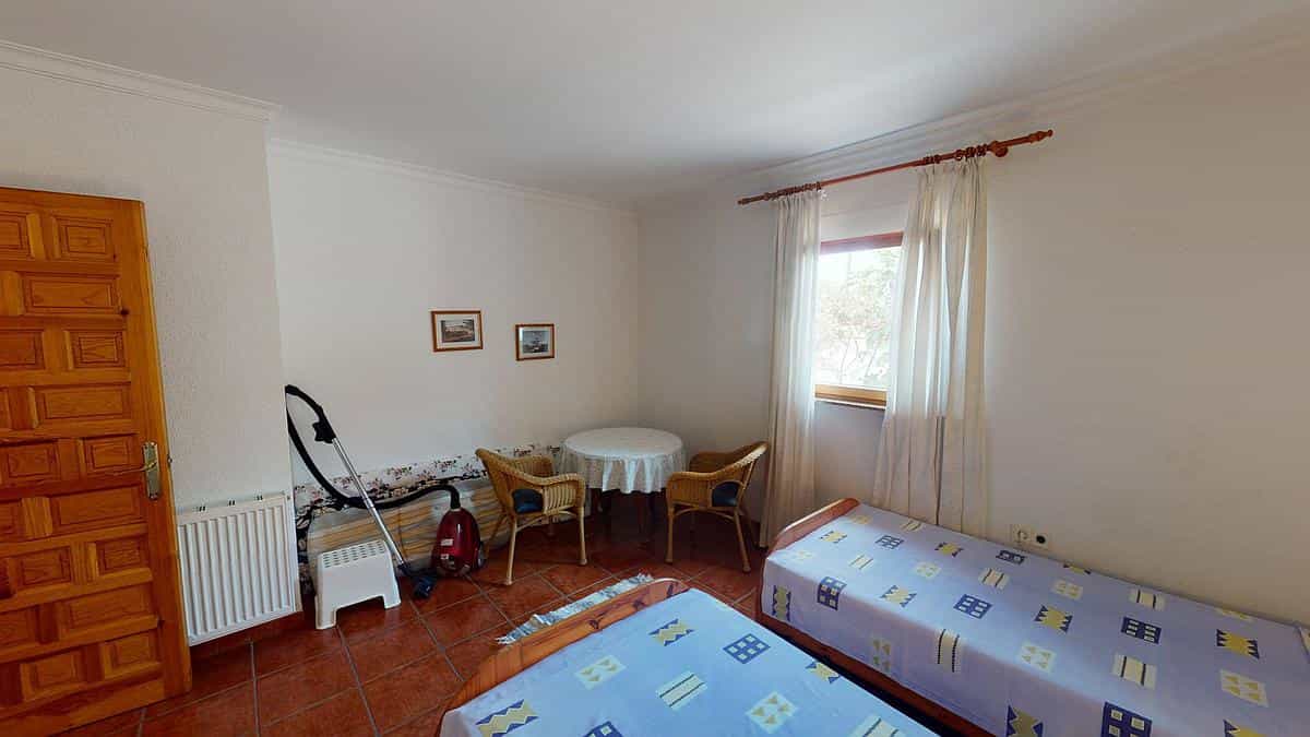 房子 在 Almayate, Andalucía 11821459