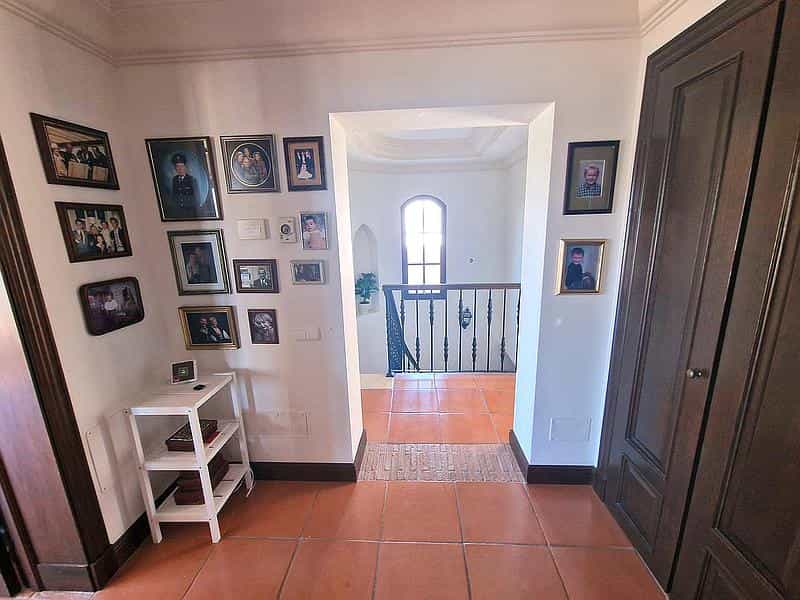公寓 在 Castillo de Sabinillas, Andalusia 11821588