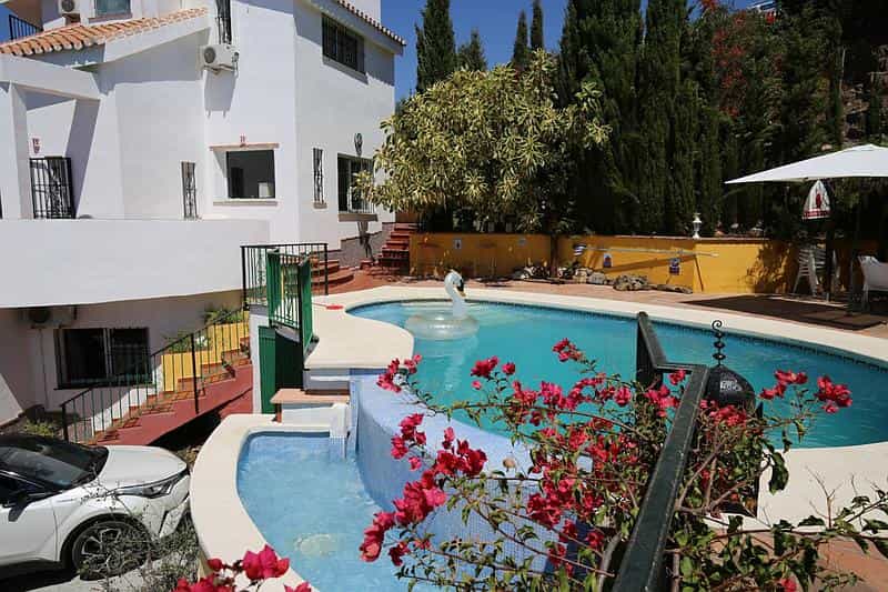 House in Torrox, Andalusia 11821747