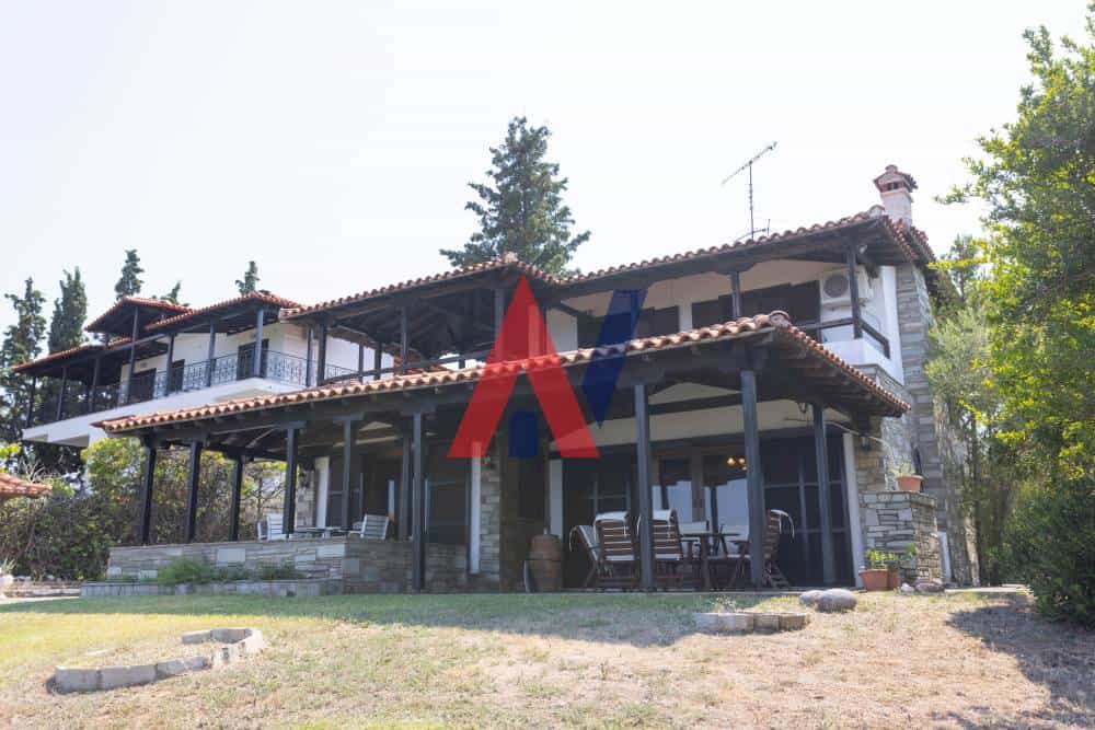 Rumah di Nea Poteidaia,  11821812