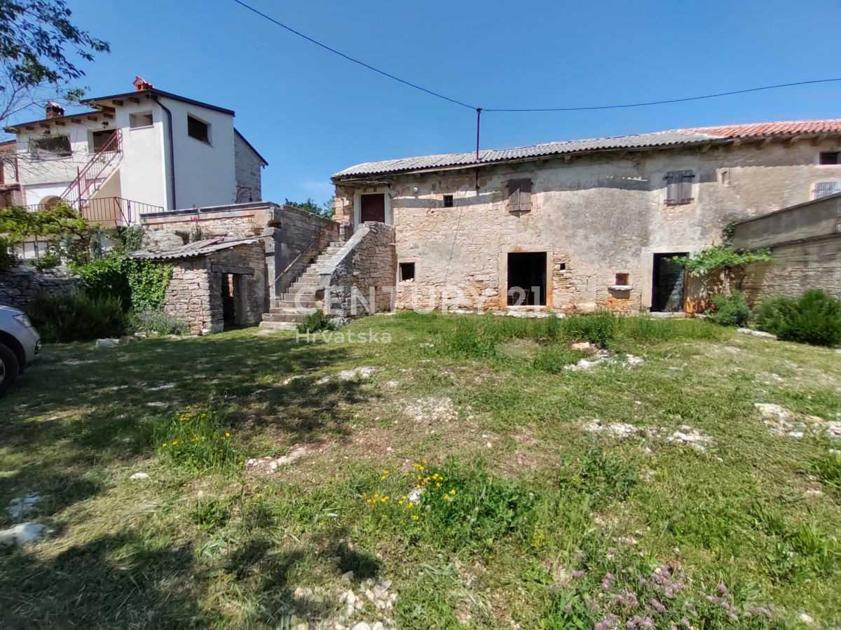House in Tinjan, Istria County 11821840